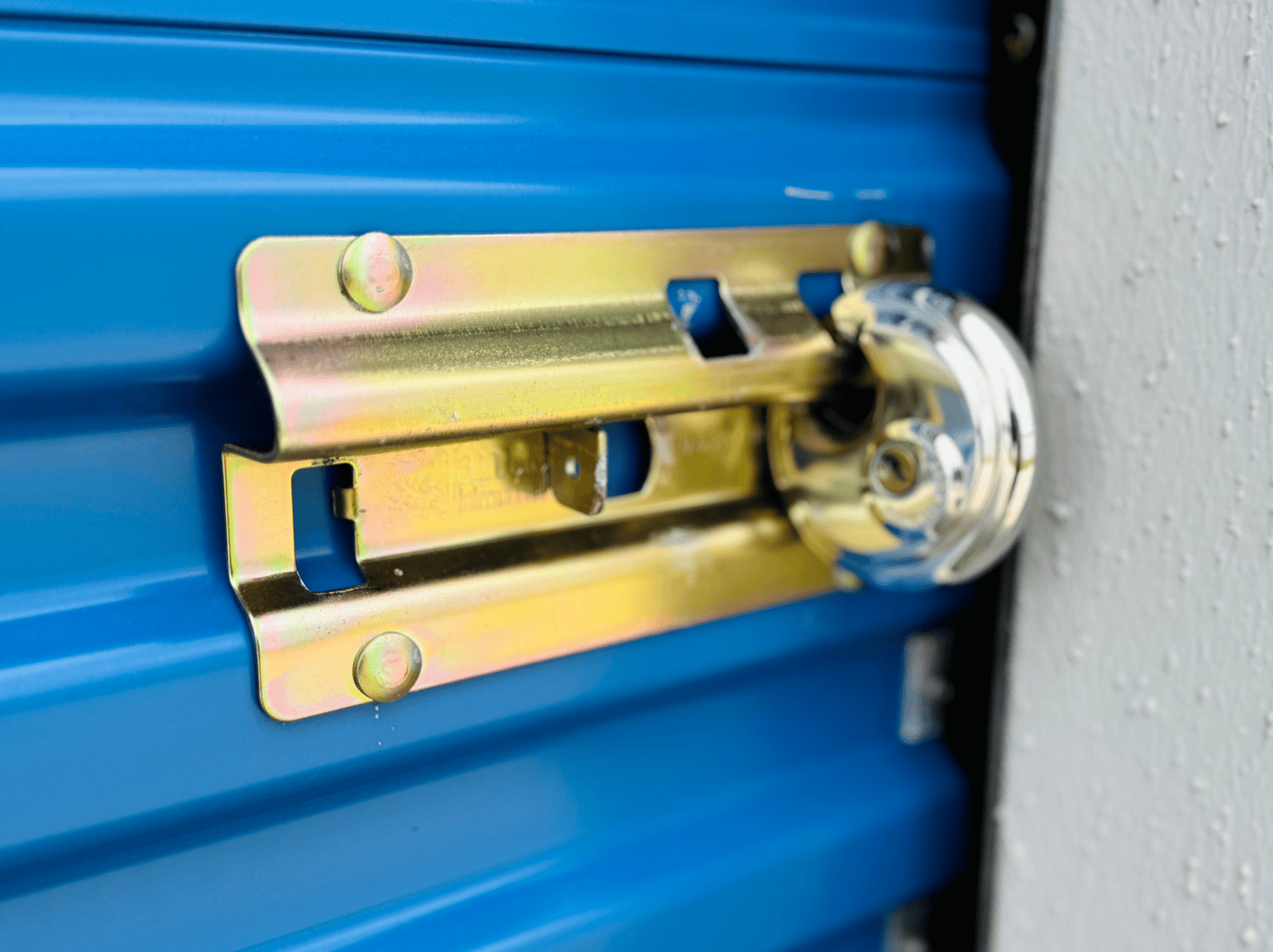 safe self storage units